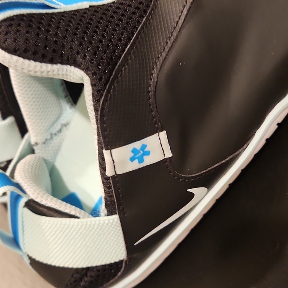 Nike Medical Black and Blue Shoes - Picture 2 of 6